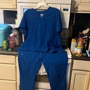 Barco one scrub set with yoga waistband